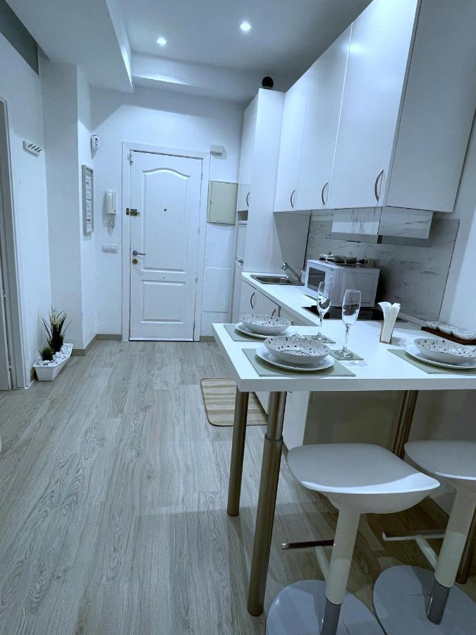 Ferienwohnung Precioso Apartamento Cerca De La Playa. Benalmádena Exterior foto